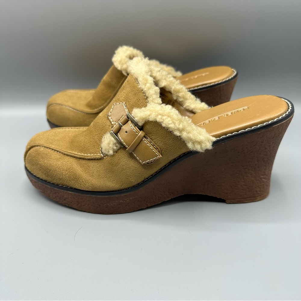 Vintage Y2K 90s Lower East Side Tan Faux Suede Wedge Mule Clog Sherpa Size 8.5